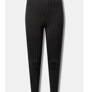 Full-Length Pinstripe Legging